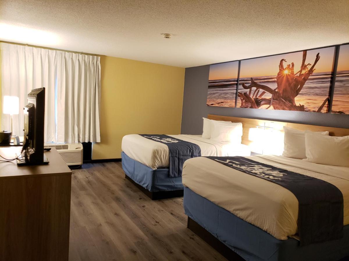 Days Inn & Suites By Wyndham Merrillville Zewnętrze zdjęcie